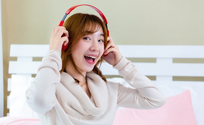 Cách làm nàng cười