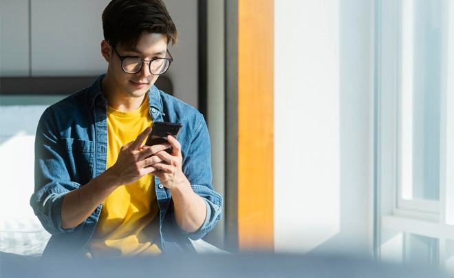 Trò chuyện online với người lạ cũng là cách khám phá bản thân