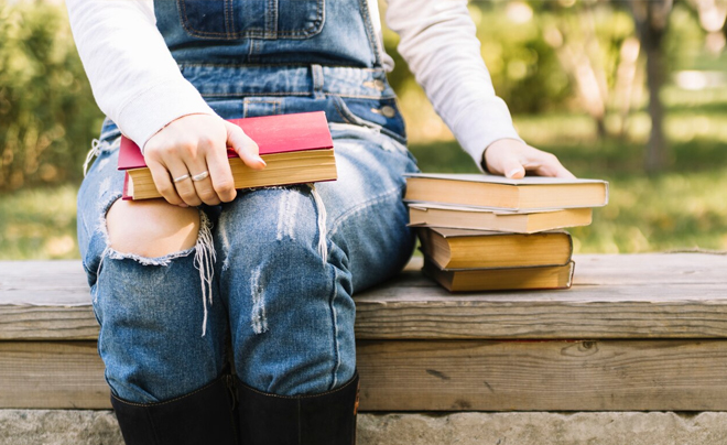 đọc sách để chữa lành vết thương tâm lý