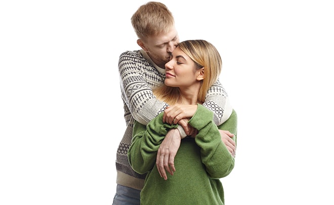 ý nghĩa cái Ôm từ phía sau