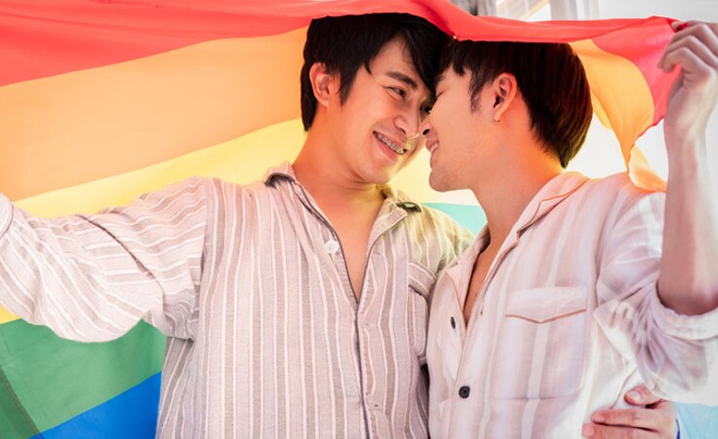 Đồng tính (Homosexual) – Yêu người cùng giới