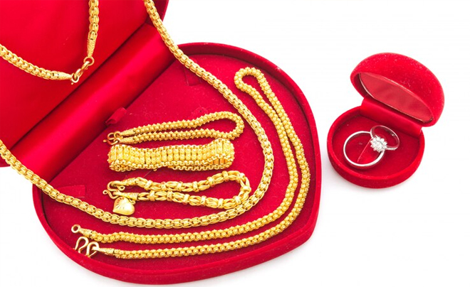 Ngày cưới vợ xa vời vợi khi không đủ tiền mua vàng sính lễ