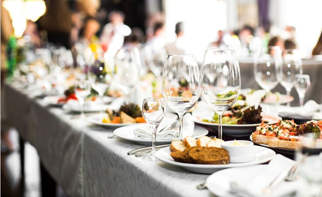 Cần bao nhiêu tiền cưới vợ khi giá vàng tăng cao