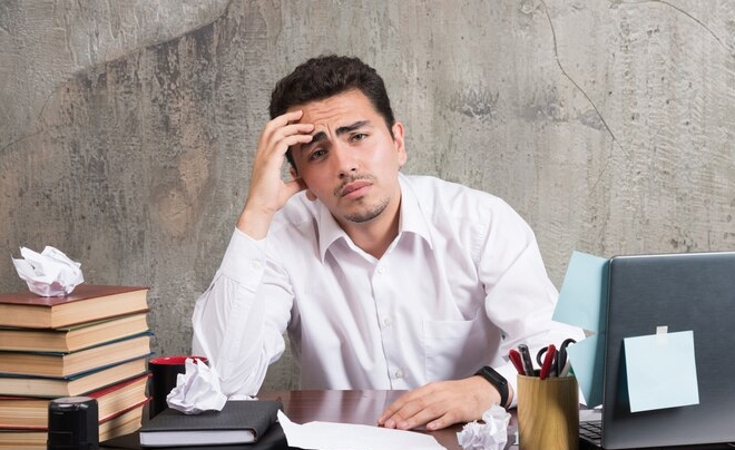 Lý do không nên yêu đương đồng nghiệp