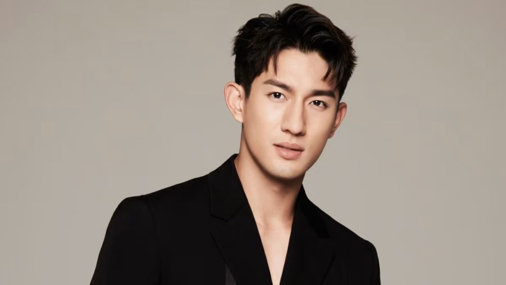 Top 10 người đàn ông đẹp trai nhất 2026 tính đến hiện tại