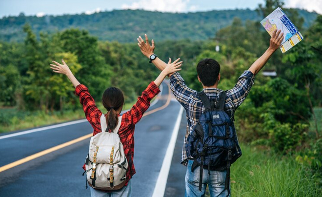 Du lịch ghép đôi - cơ hội thoát ế