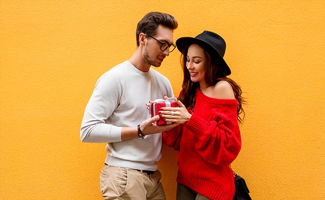 Hẹn hò với gái Tây có khó không