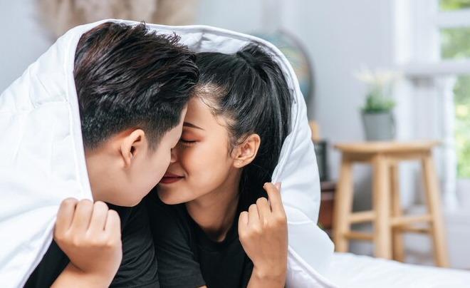 Khi nào tình bạn có thể nâng cấp thành tình yêu