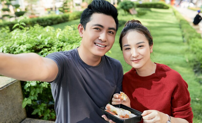 Date nơi công cộng, không đi chỗ vắng