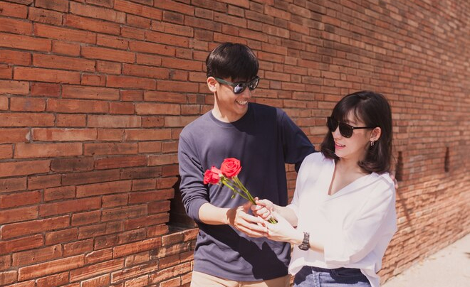 Giao tiếp cởi mở, chậm mà chất