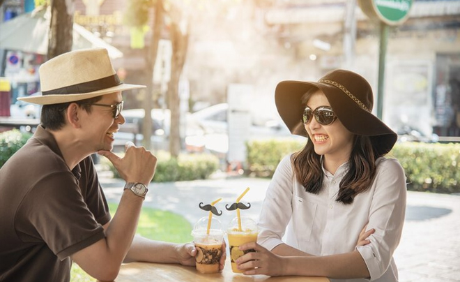 Hẹn hò online trên ứng dụng được lòng giới trẻ