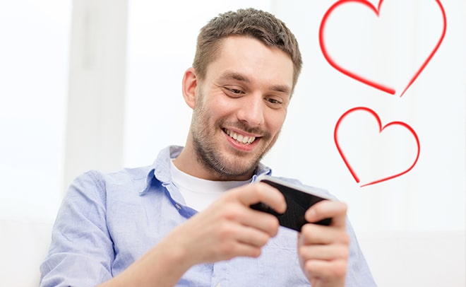 Cách nhắn tin tán gái không nhạt, dễ có người yêu
