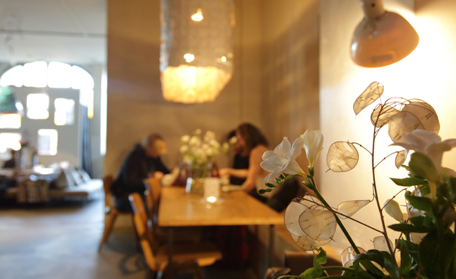 Chán app hẹn hò thì tìm người yêu ở đâu