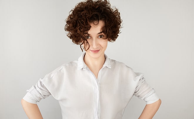 Nam giới nghĩ gì khi thấy người yêu mặc áo sơ mi của mình?