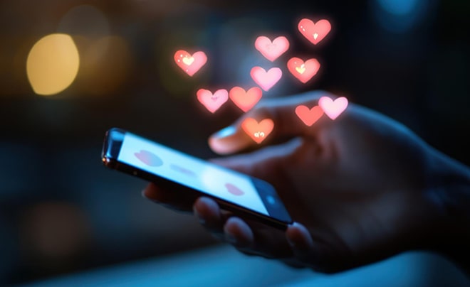 Cảm giác tủi thân khi yêu xa: Nỗi nhớ khiến trái tim thêm cô đơn