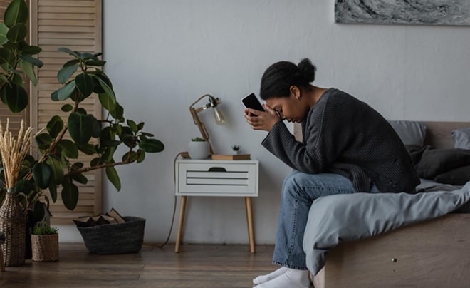 Vì sao sau chia tay, người ta hủy kết bạn, chặn nhau