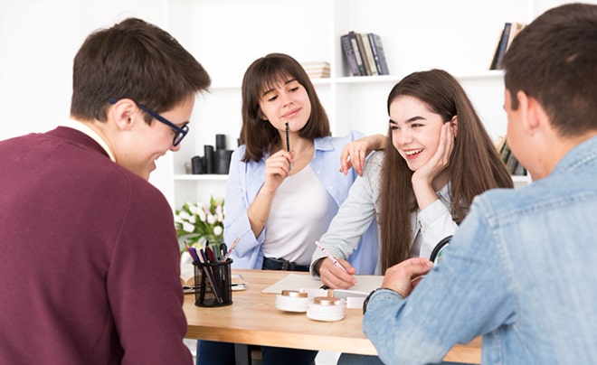 Có nên giới thiệu người yêu cho bạn thân hay không