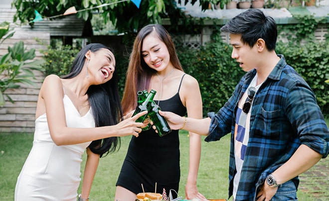 Có nên giới thiệu người yêu cho bạn thân hay không