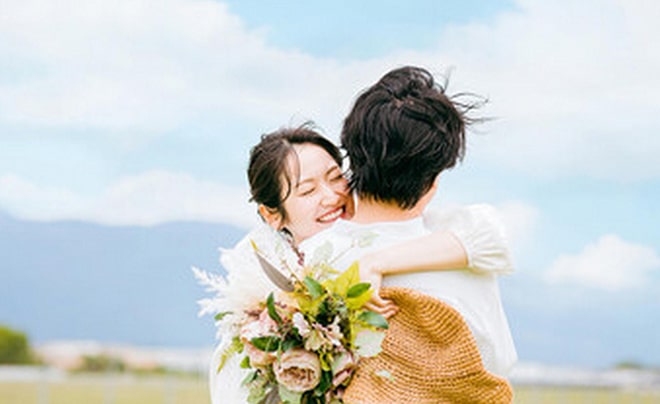 Mối tình vắt vai là gì