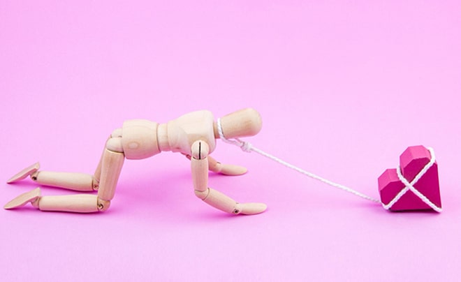 Gaslighting là gì? Ảnh hưởng của Gaslighting đến tình yêu