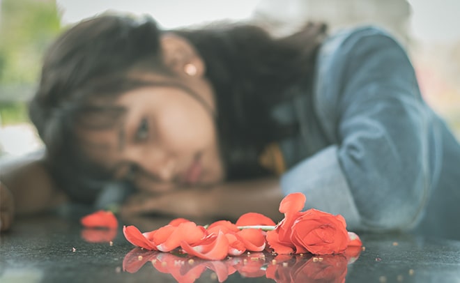 Mù quáng là gì? Làm gì để không mù quáng khi yêu