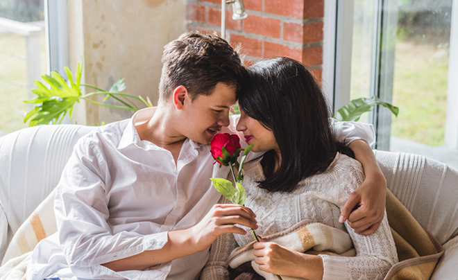 Cách chống lại sự nhàm chán khi yêu lâu