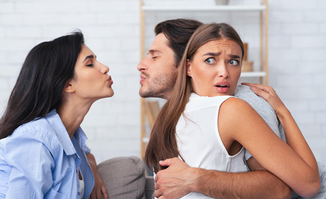 Những khổ sở khi yêu phải người lăng nhăng