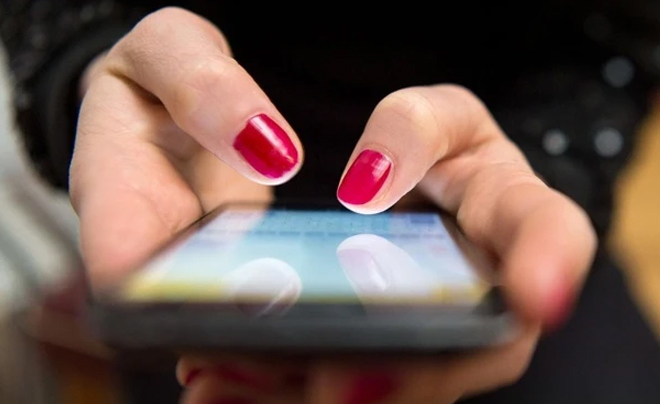 Những khổ sở khi yêu phải người lăng nhăng